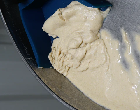 FILTRATION THROUGH BUBBLE BAGS LIVE ROSIN
